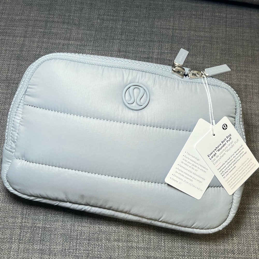 Lululemon everywhere belt bag